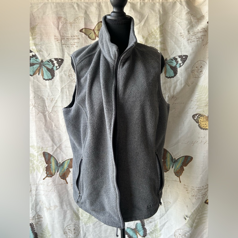 Women’s ll bean polartec fleece full zip vest